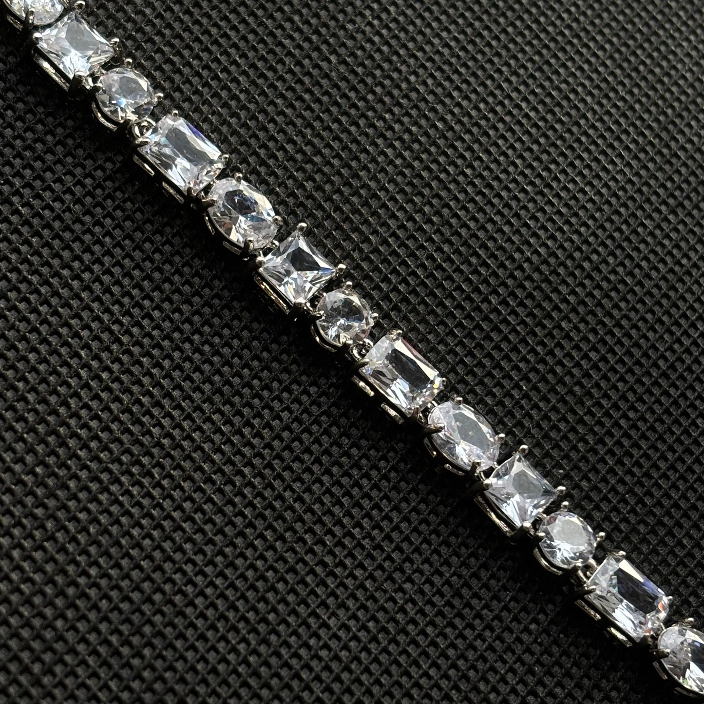 Collier Crystal cubique