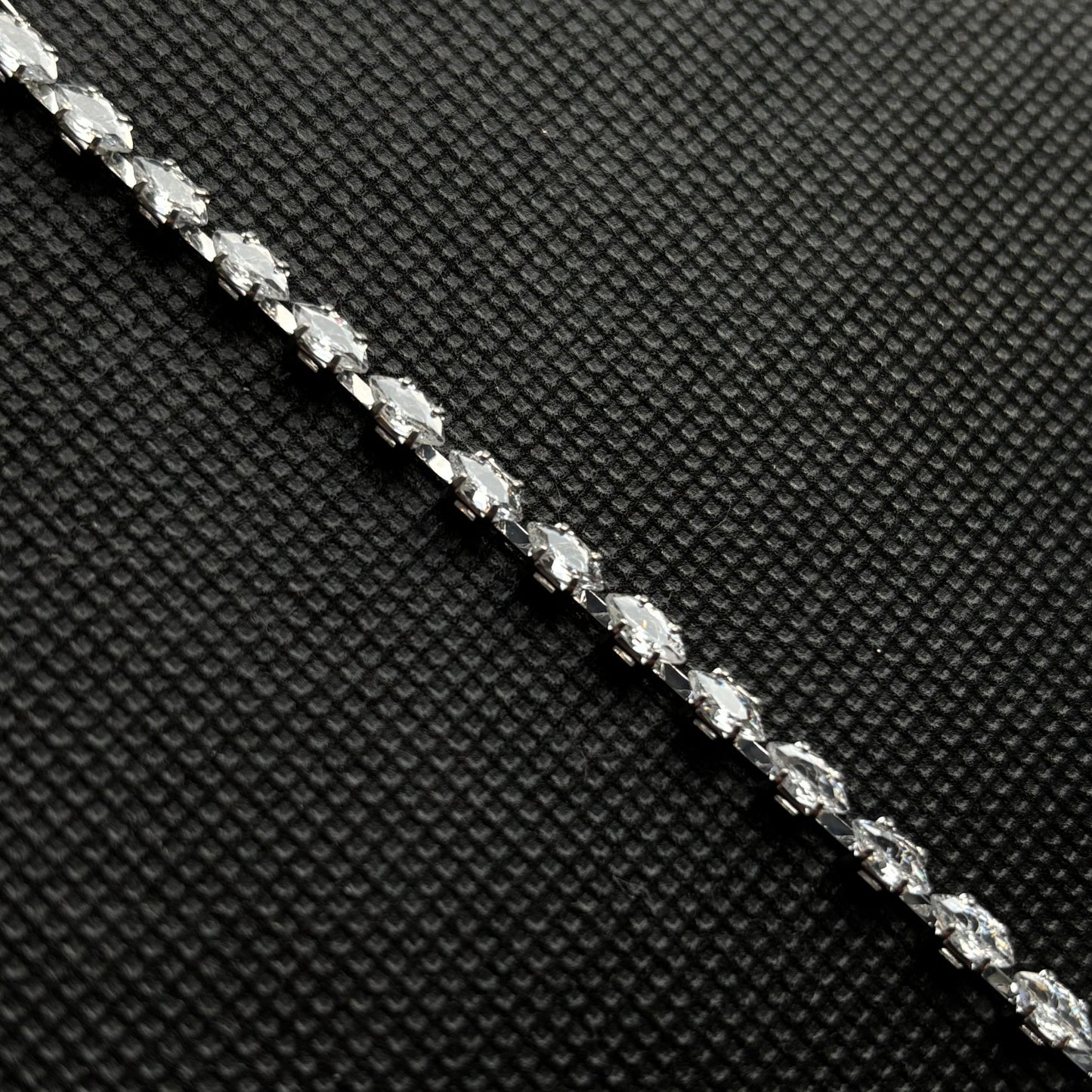 Tiny Bracelet Crystal