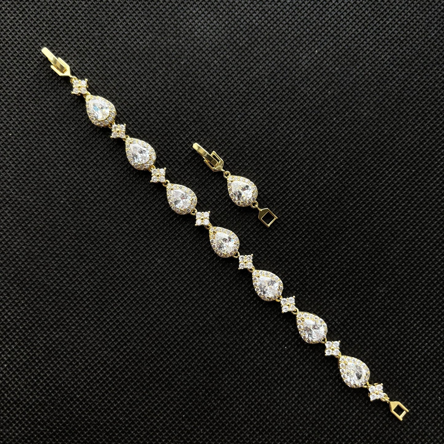 Gold Bracelet Raindrop Star